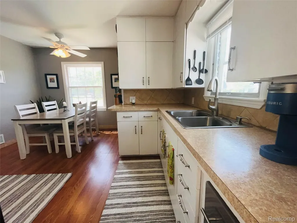 907 Napier Avenue St. Joseph City MI 49085