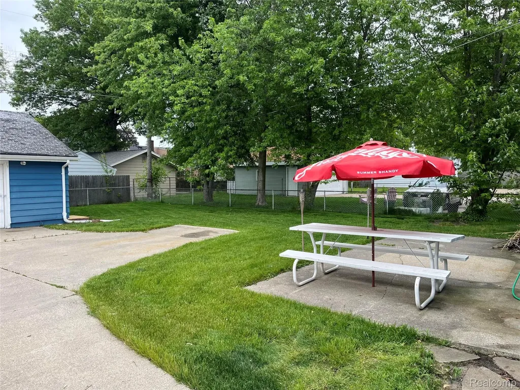 907 Napier Avenue St. Joseph City MI 49085