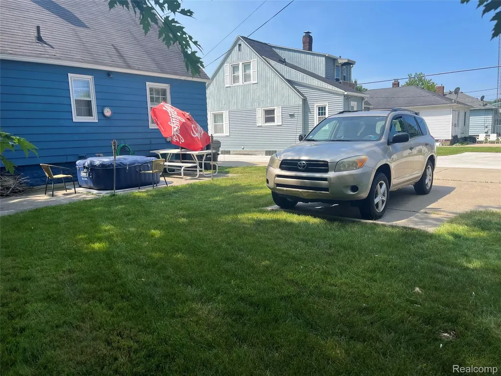 907 Napier Avenue St. Joseph City MI 49085