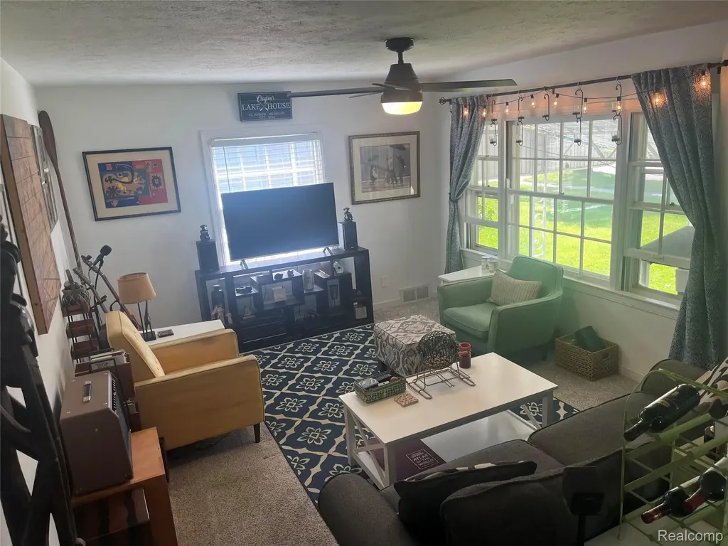 907 Napier Avenue St. Joseph City MI 49085