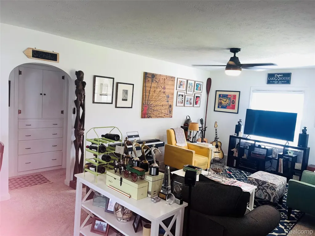 907 Napier Avenue St. Joseph City MI 49085