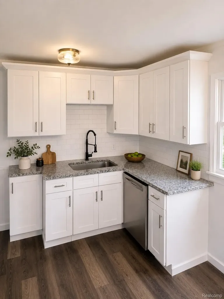 25123 Mackinac Street Roseville City MI 48066