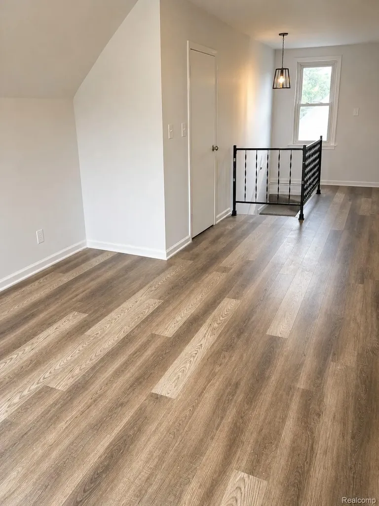 25123 Mackinac Street Roseville City MI 48066