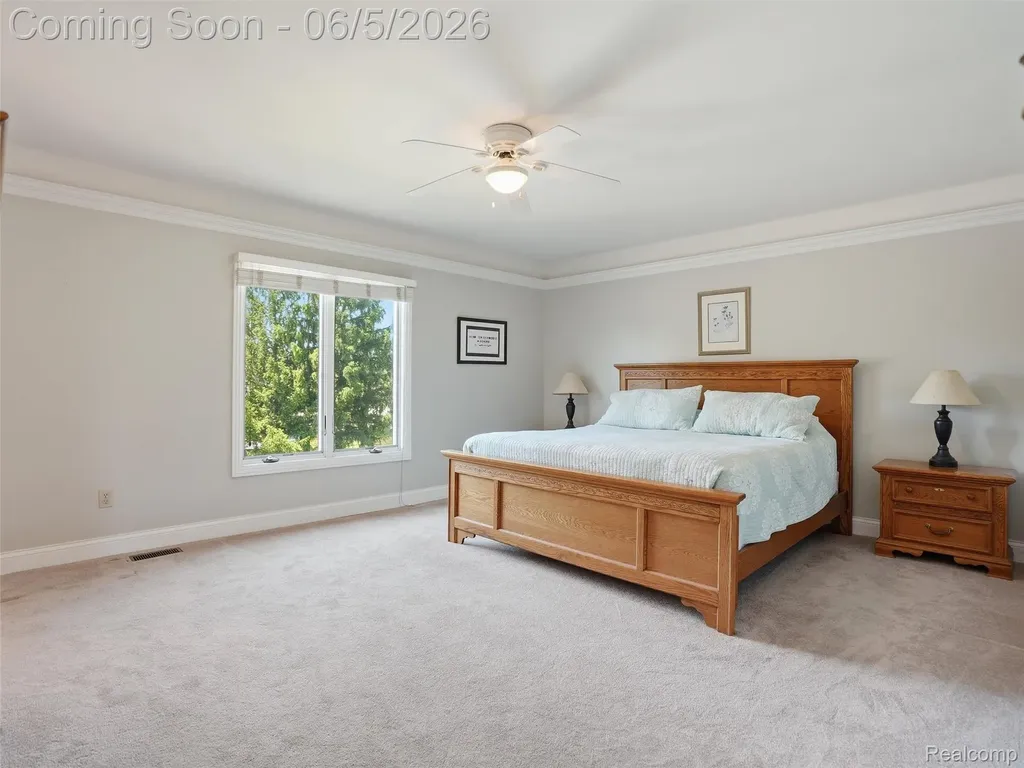 47289 Robins Nest Drive Shelby Charter Township MI 48315