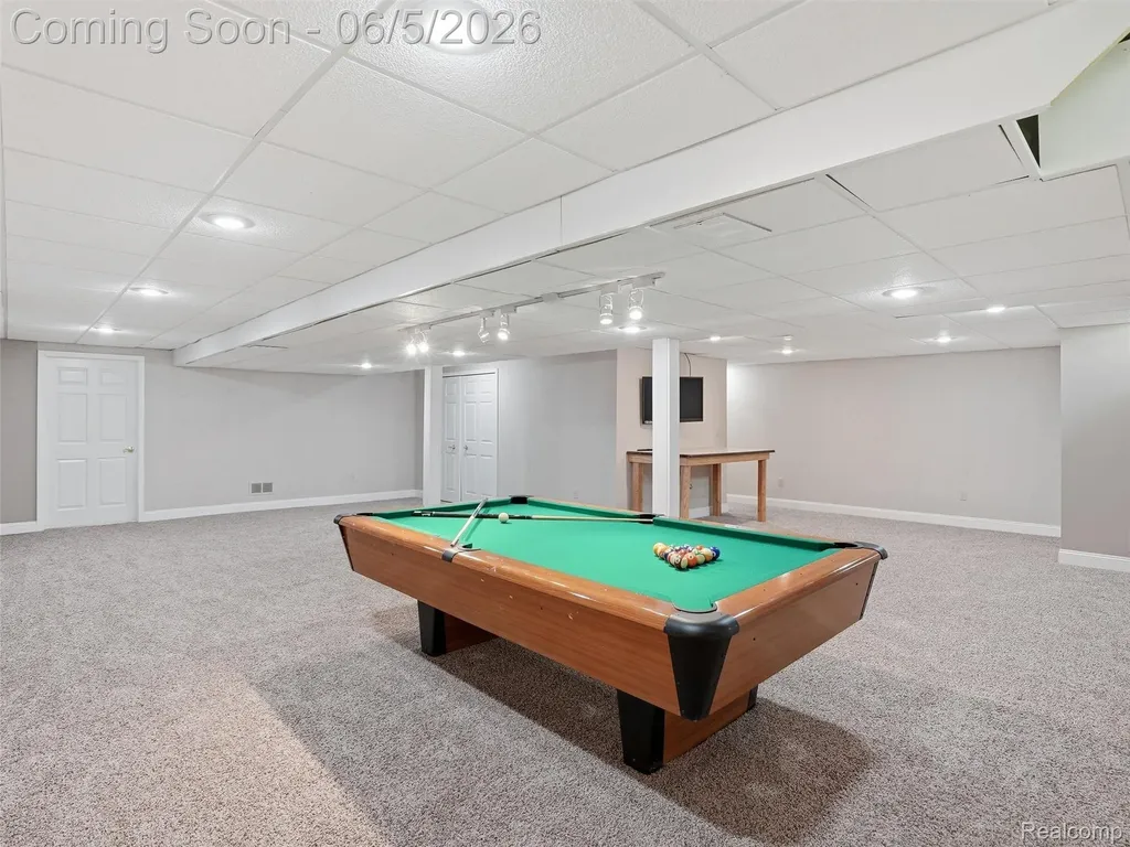 47289 Robins Nest Drive Shelby Charter Township MI 48315