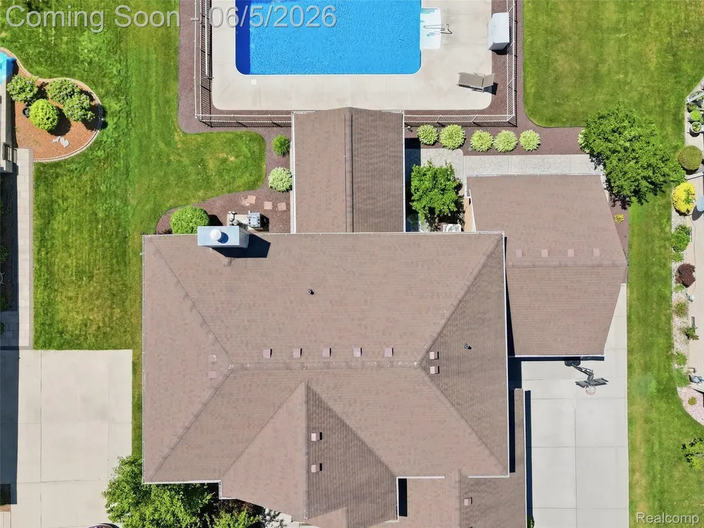 47289 Robins Nest Drive Shelby Charter Township MI 48315