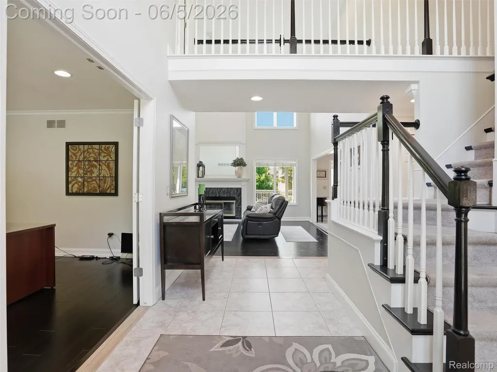 47289 Robins Nest Drive Shelby Charter Township MI 48315