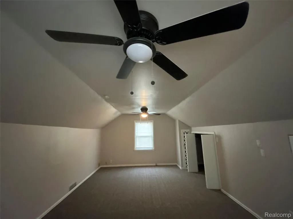15545 Woodbine Redford Charter Township MI 48239