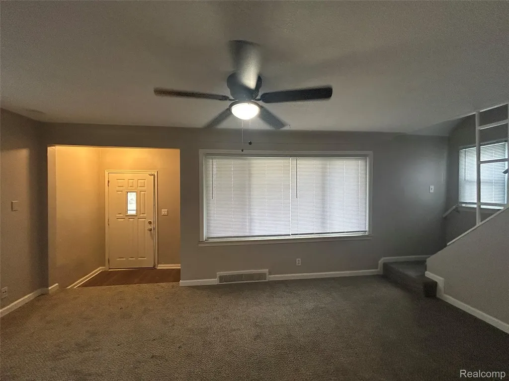 15545 Woodbine Redford Charter Township MI 48239
