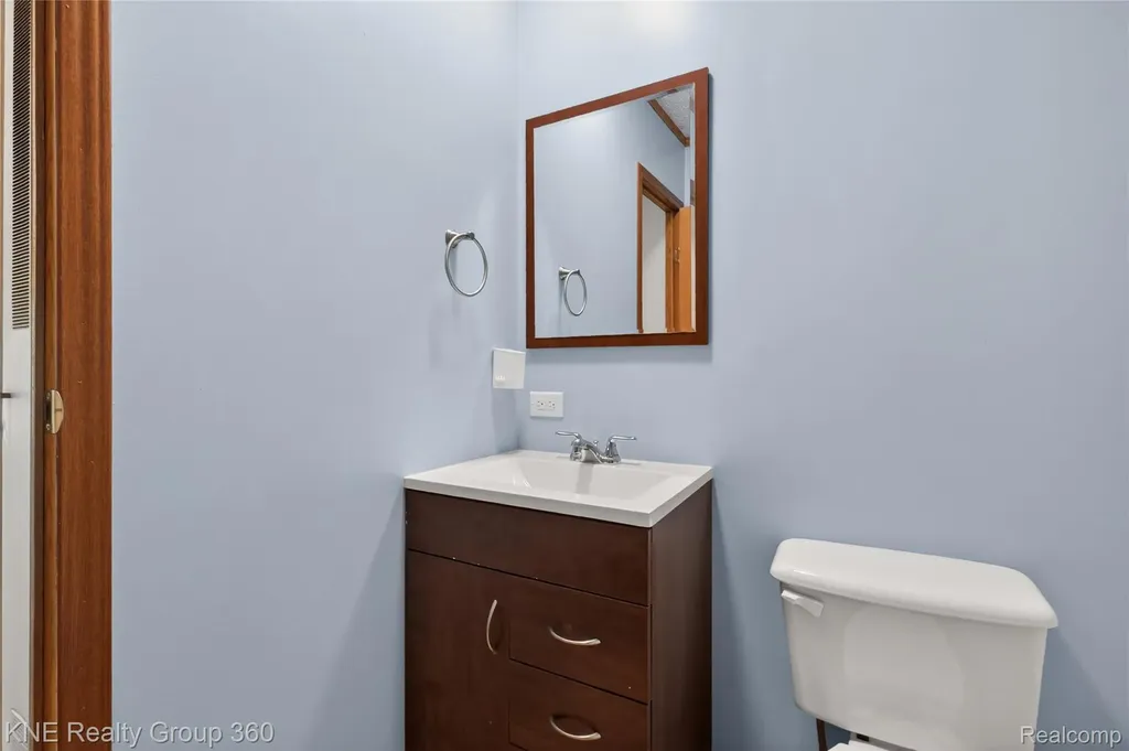 672 Red Oaks Drive Genoa Township MI 48843