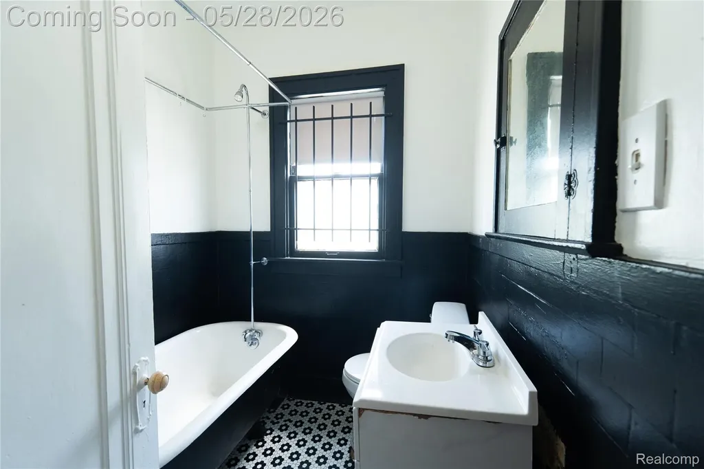 5303 Hurlbut Street Detroit City MI 48213