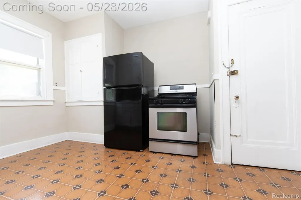 5303 Hurlbut Street Detroit City MI 48213