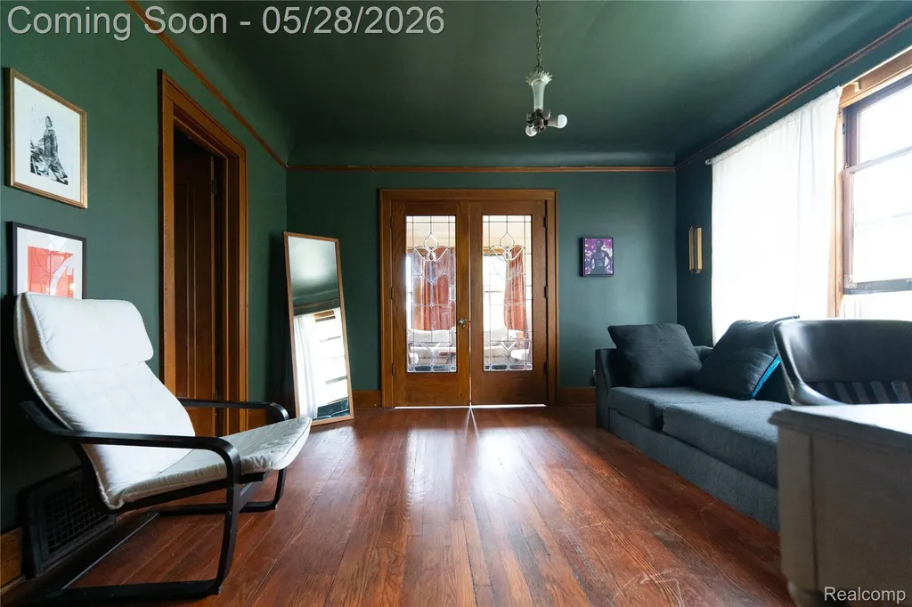 5303 Hurlbut Street Detroit City MI 48213