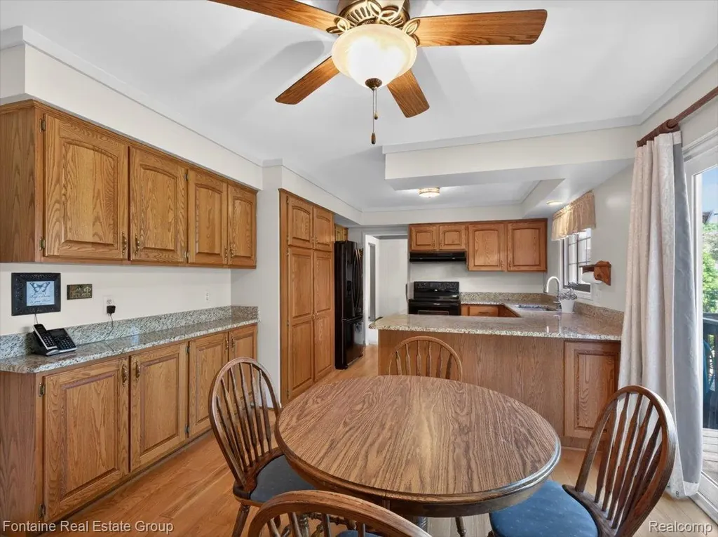 35210 Lancashire Road Livonia City MI 48152