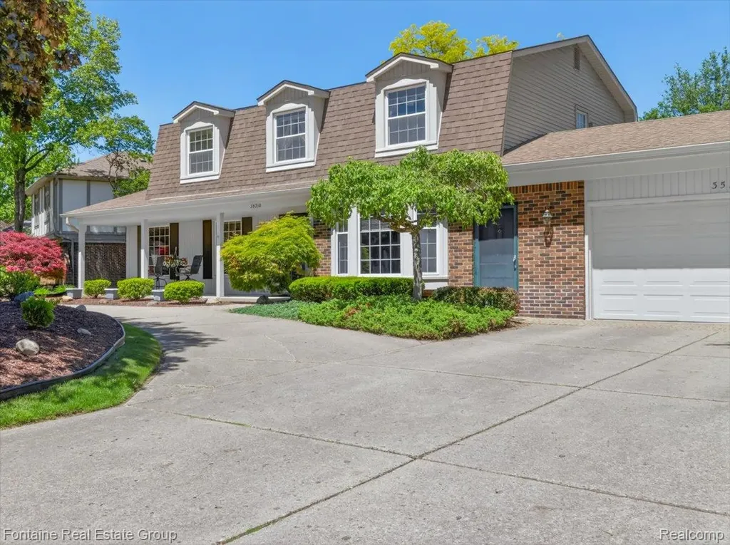 35210 Lancashire Road Livonia City MI 48152