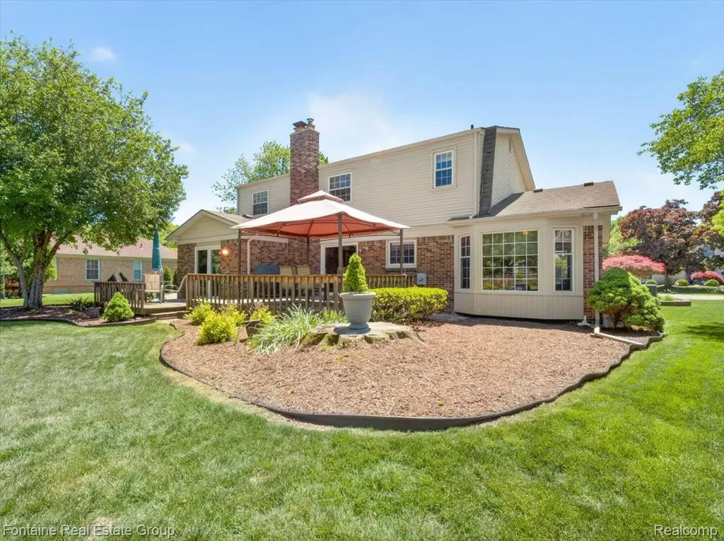 35210 Lancashire Road Livonia City MI 48152
