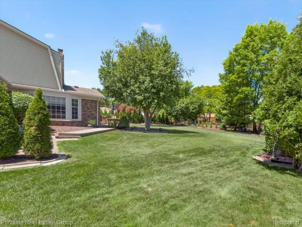 35210 Lancashire Road Livonia City MI 48152