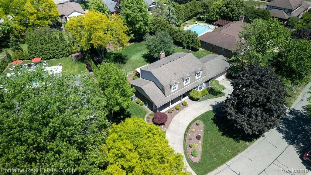 35210 Lancashire Road Livonia City MI 48152