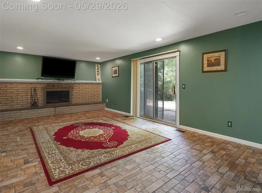 1236 Beemer Court Oxford Charter Township MI 48371