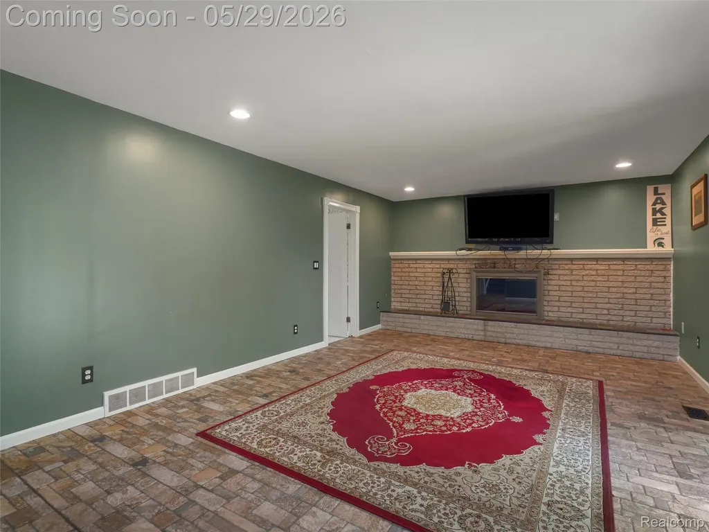 1236 Beemer Court Oxford Charter Township MI 48371