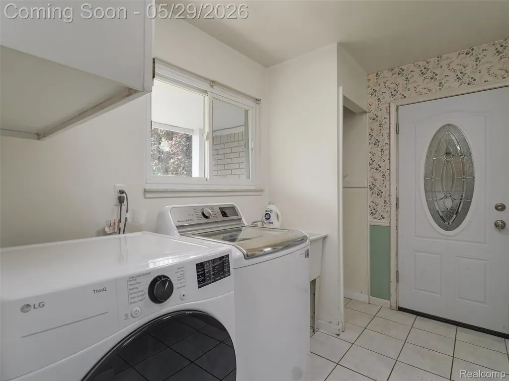 1236 Beemer Court Oxford Charter Township MI 48371