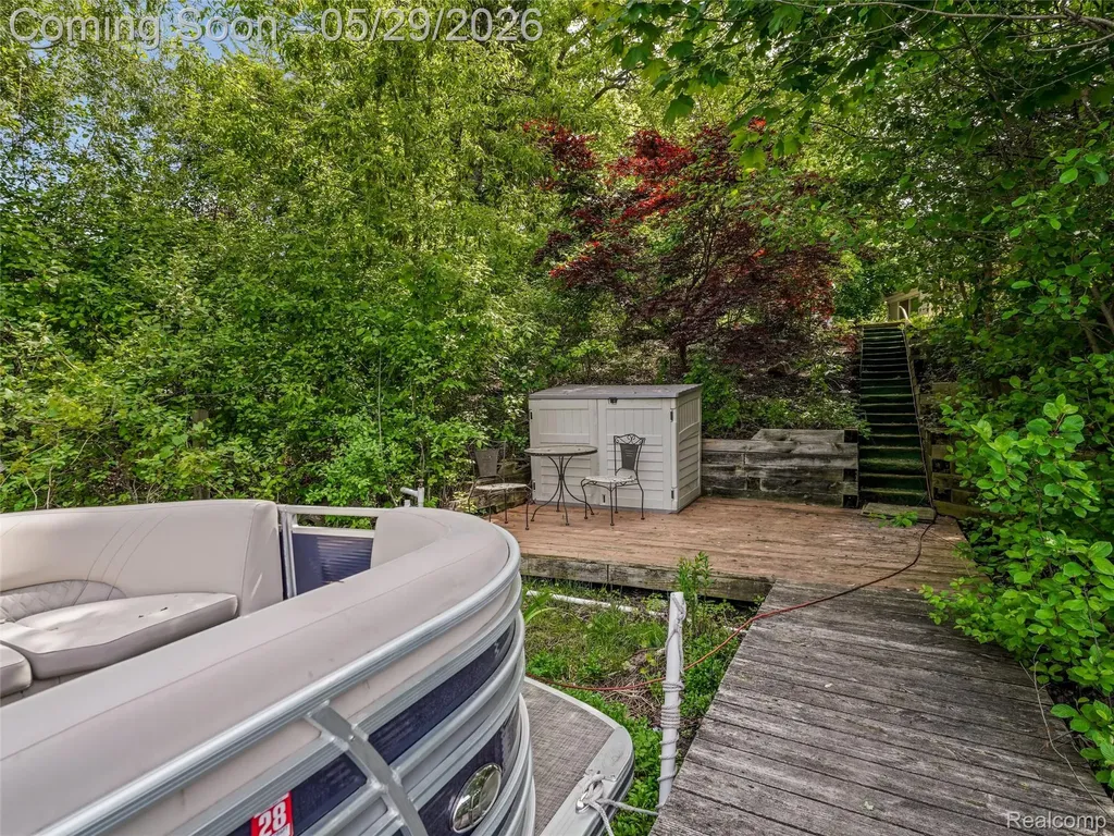 1236 Beemer Court Oxford Charter Township MI 48371