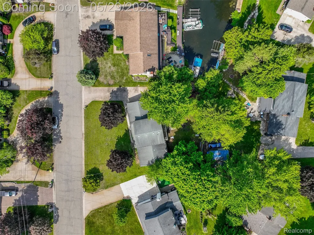 1236 Beemer Court Oxford Charter Township MI 48371