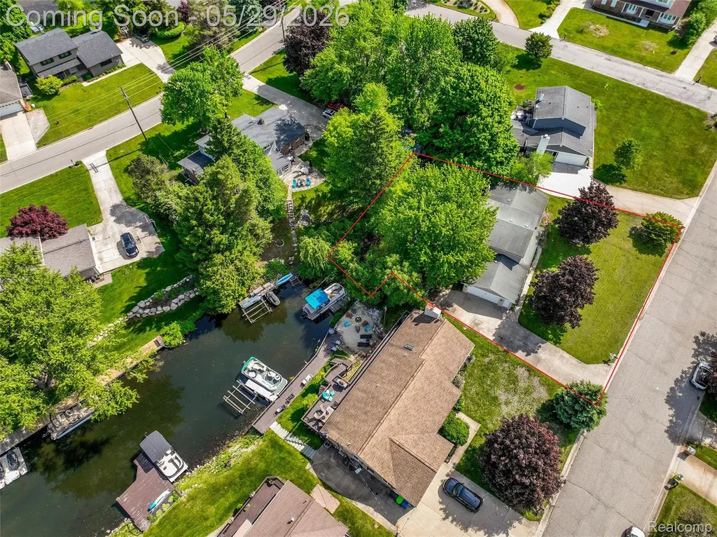 1236 Beemer Court Oxford Charter Township MI 48371