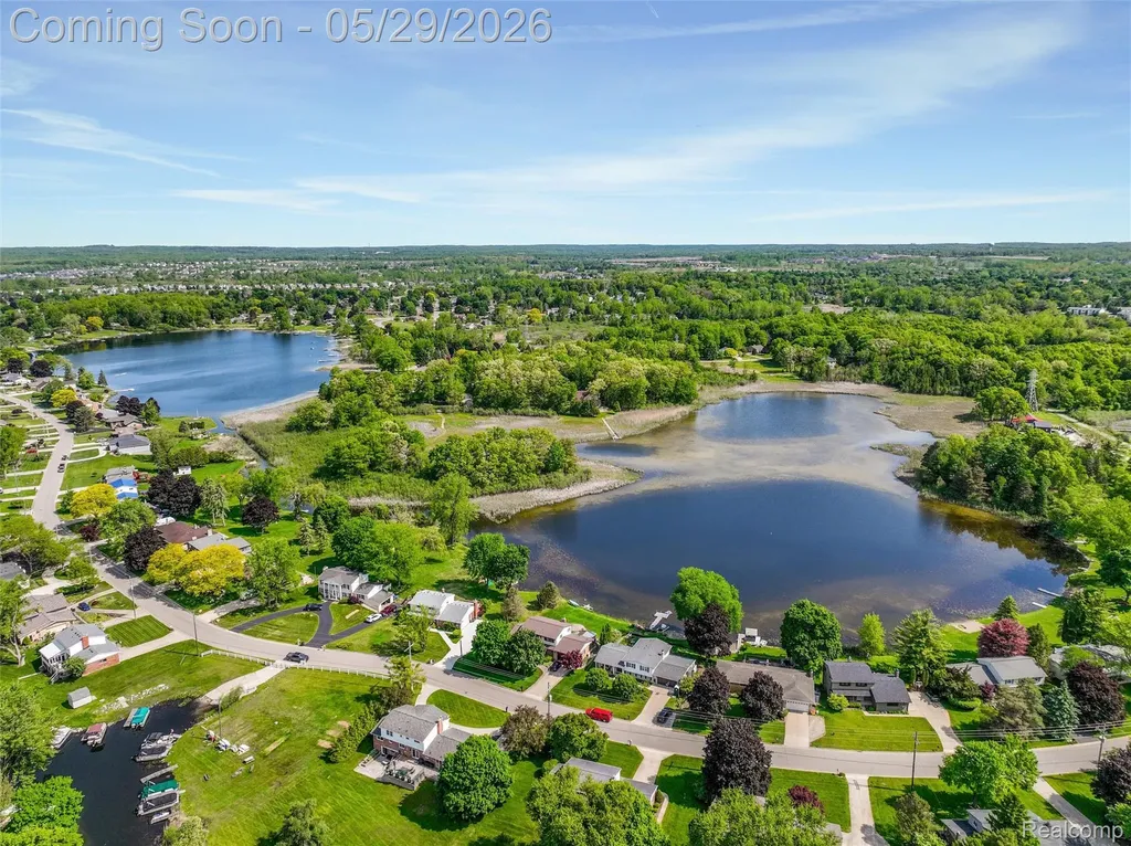 1236 Beemer Court Oxford Charter Township MI 48371