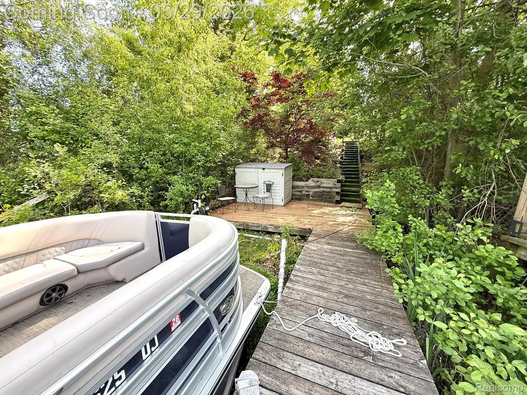 1236 Beemer Court Oxford Charter Township MI 48371