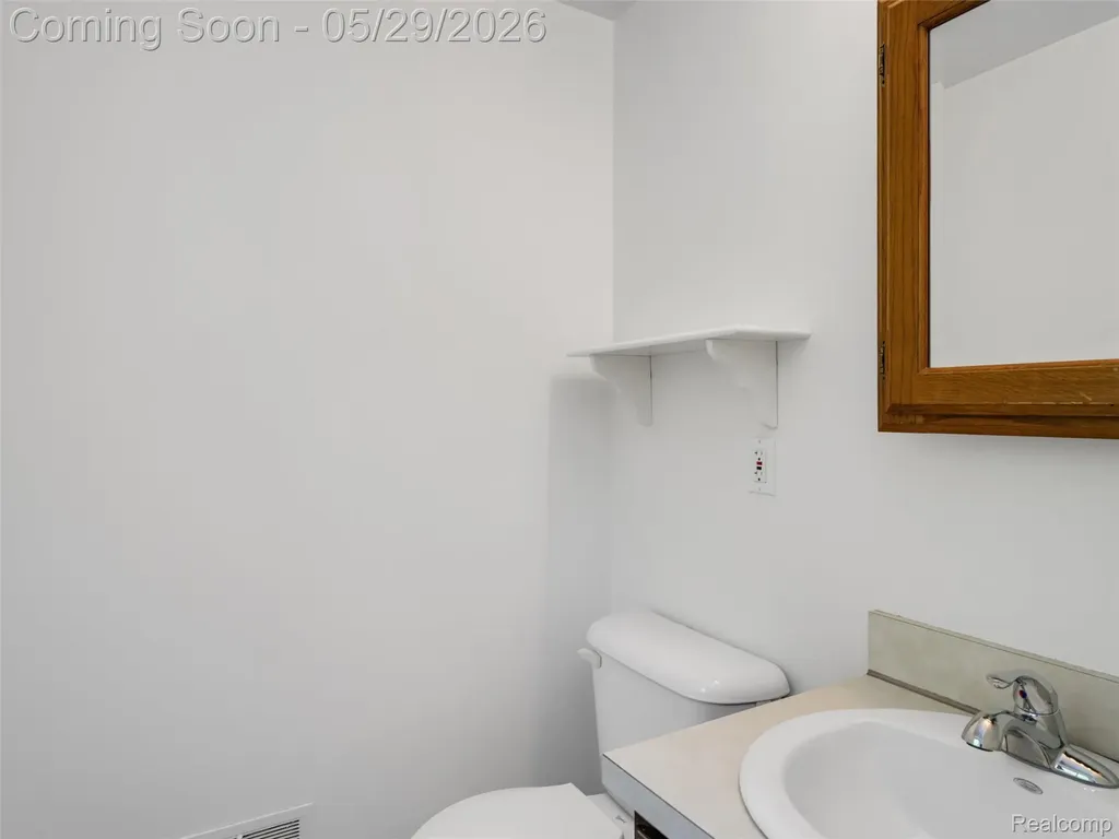 1236 Beemer Court Oxford Charter Township MI 48371
