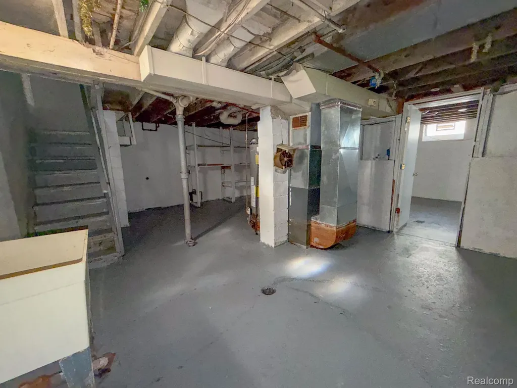 19455 Mccormick Street Detroit City MI 48224