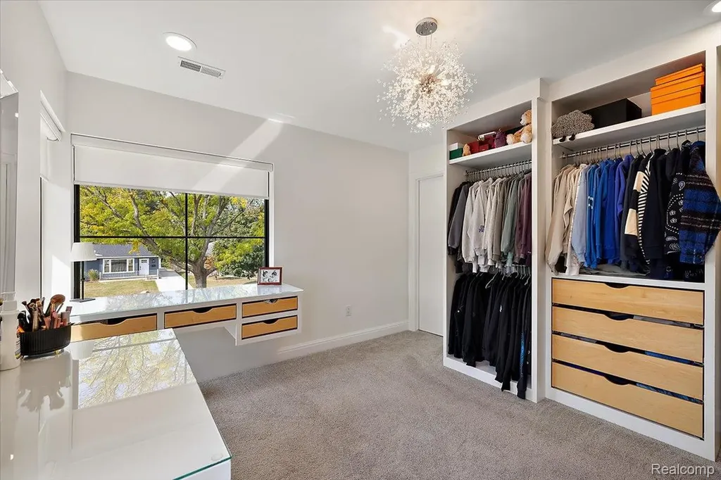 4102 Woodland Avenue Royal Oak City MI 48073