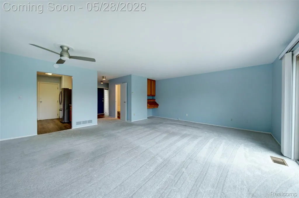 671 Watersedge Drive Ann Arbor City MI 48105
