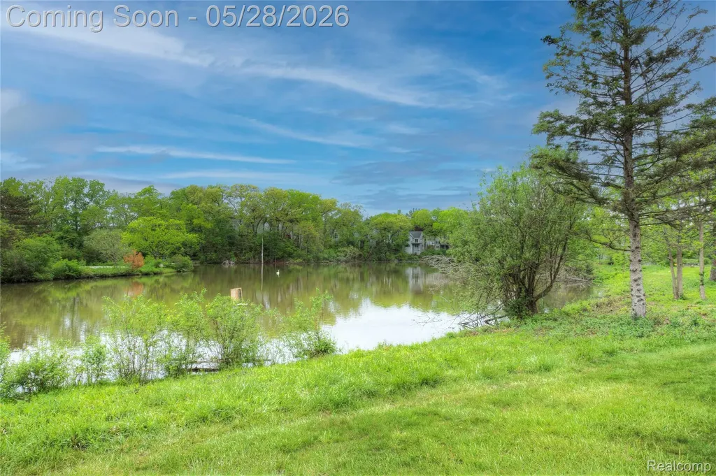 671 Watersedge Drive Ann Arbor City MI 48105