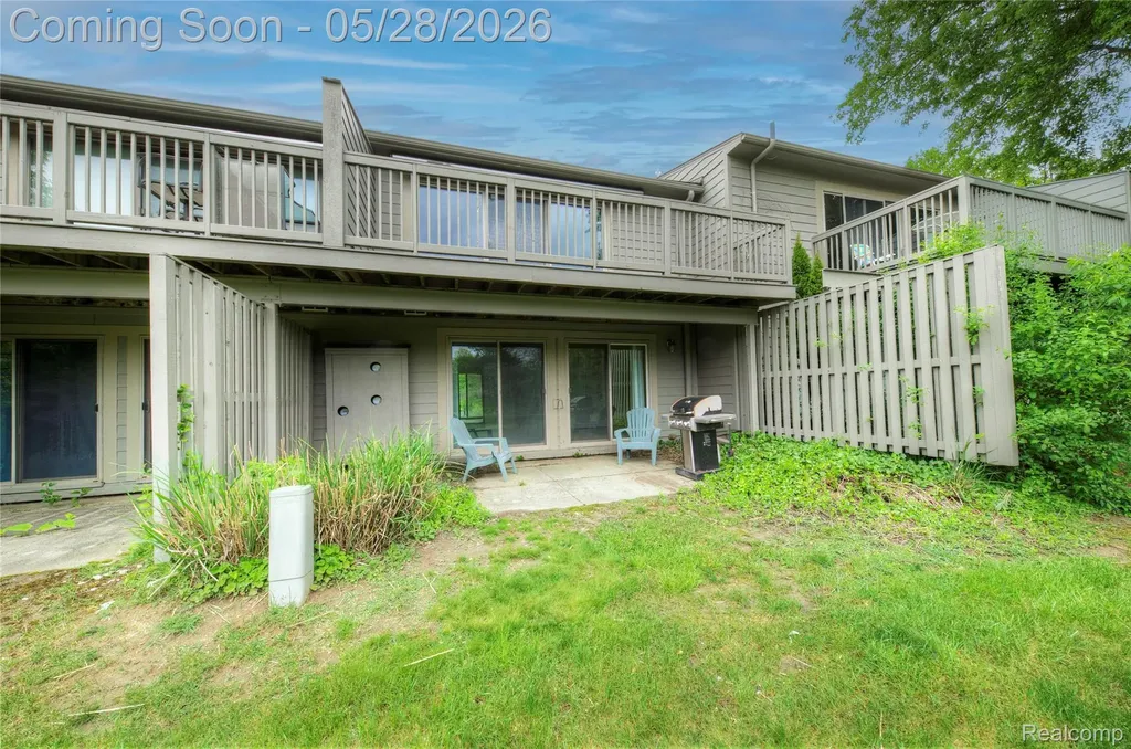 671 Watersedge Drive Ann Arbor City MI 48105