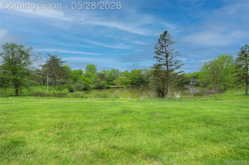 671 Watersedge Drive Ann Arbor City MI 48105