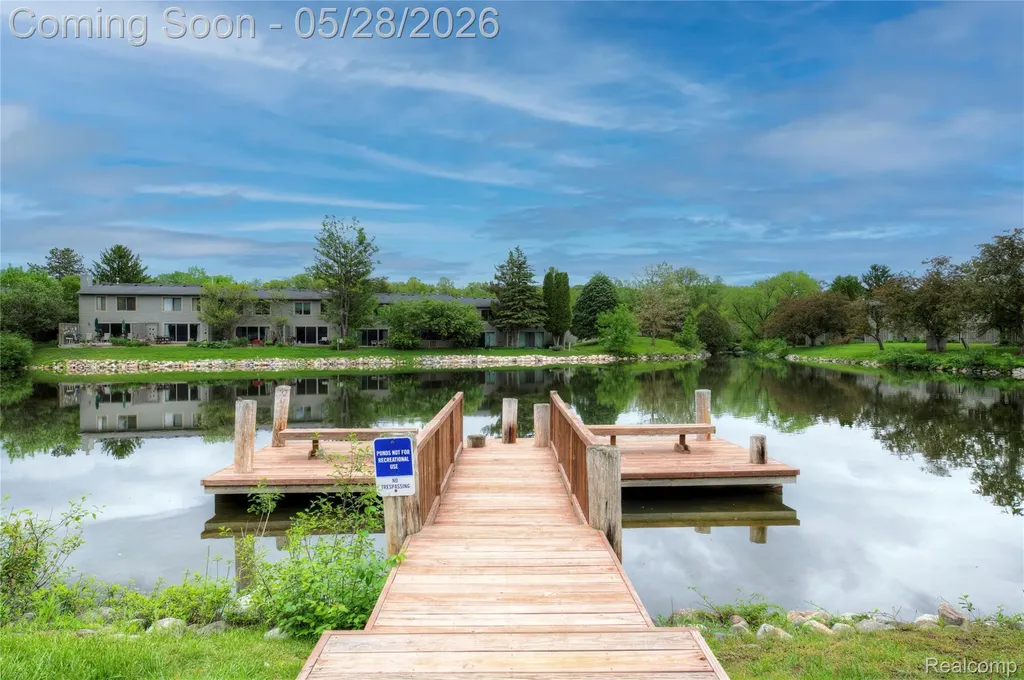 671 Watersedge Drive Ann Arbor City MI 48105