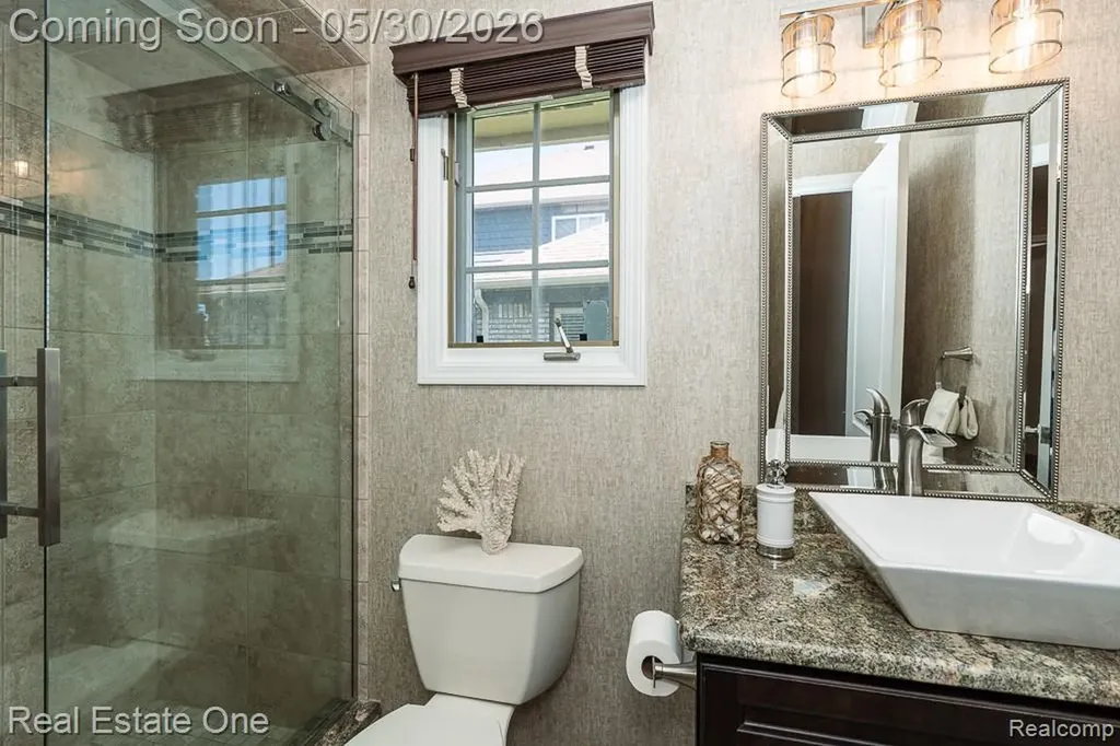 44105 Dunham Court Clinton Charter Township MI 48038