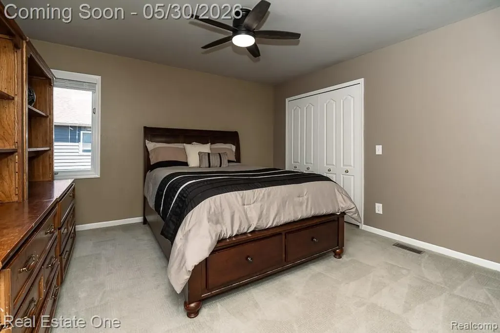44105 Dunham Court Clinton Charter Township MI 48038