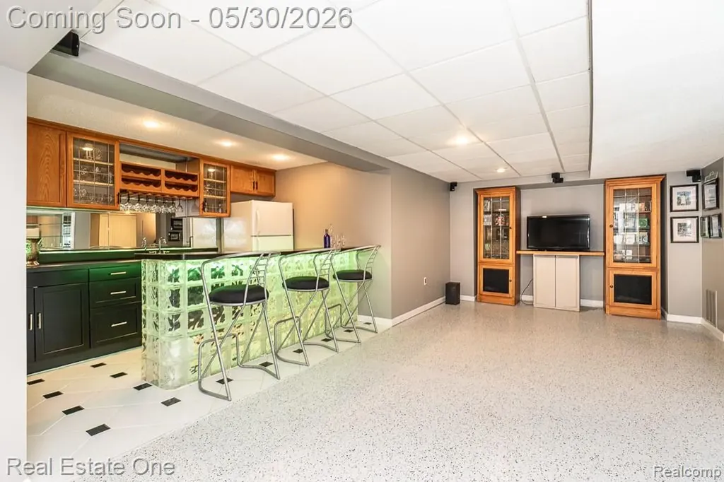 44105 Dunham Court Clinton Charter Township MI 48038