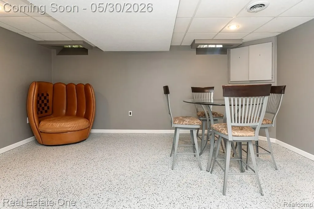 44105 Dunham Court Clinton Charter Township MI 48038