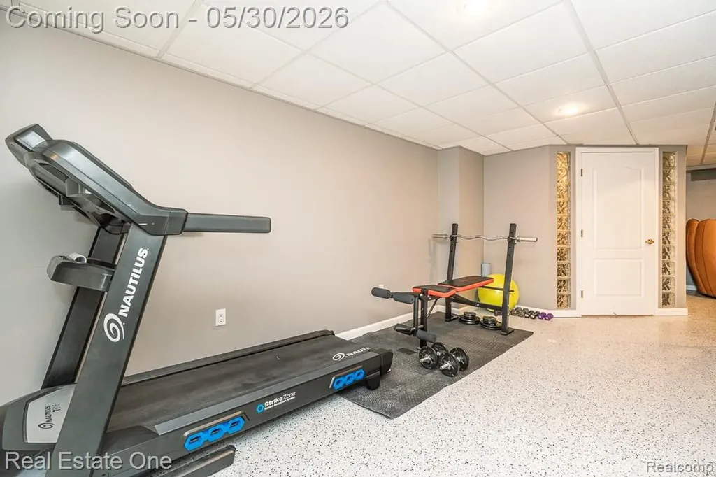 44105 Dunham Court Clinton Charter Township MI 48038