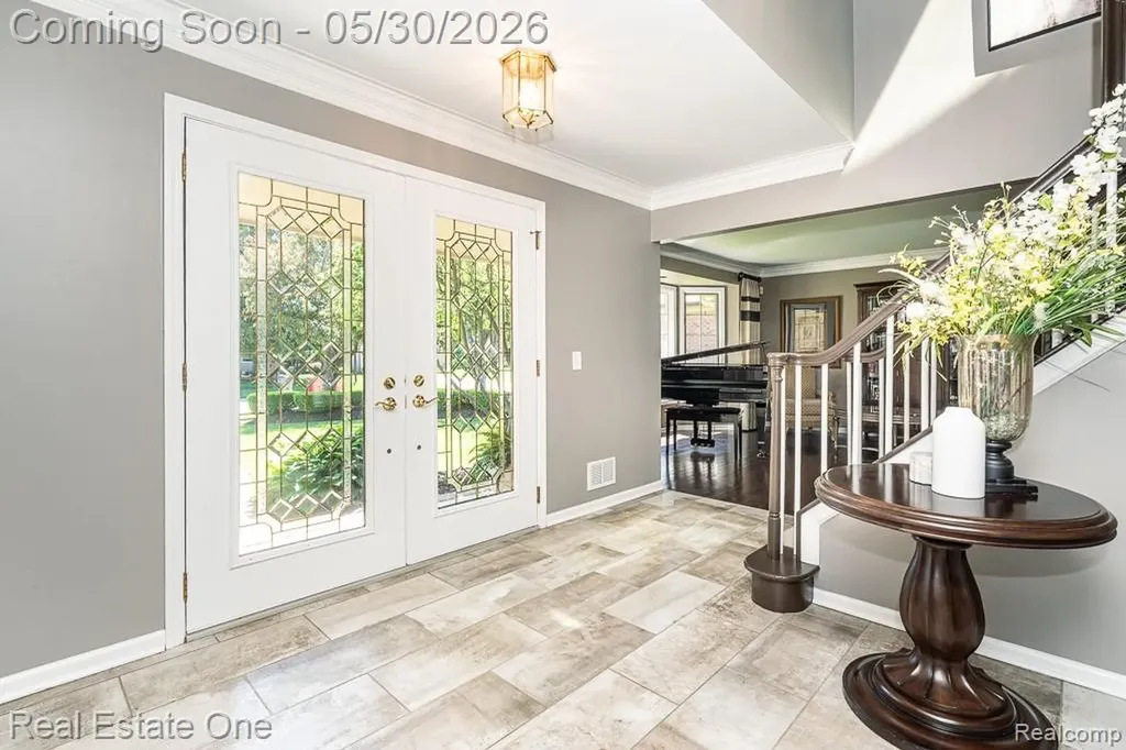 44105 Dunham Court Clinton Charter Township MI 48038