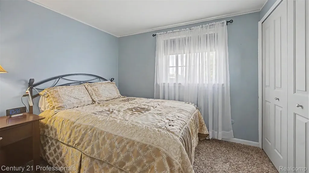 20463 Law Avenue Brownstown Charter Township MI 48183