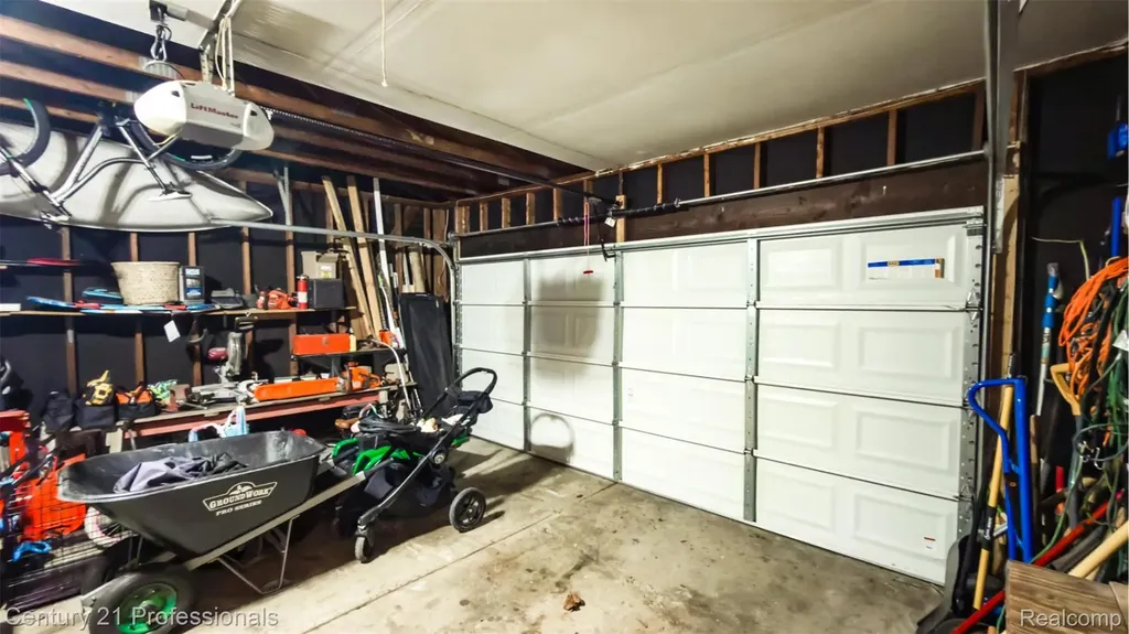 20463 Law Avenue Brownstown Charter Township MI 48183