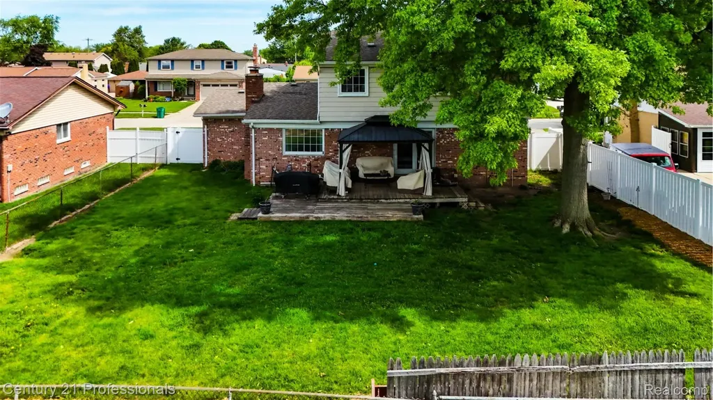 20463 Law Avenue Brownstown Charter Township MI 48183