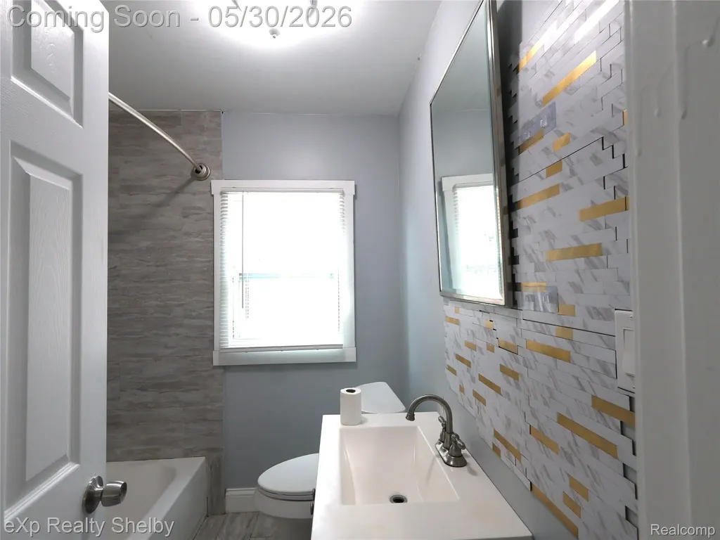 18051 Stansbury Street Detroit City MI 48235
