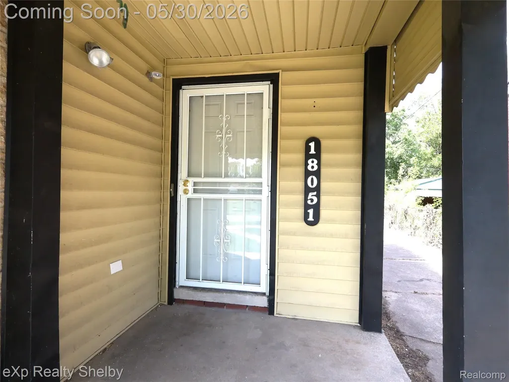 18051 Stansbury Street Detroit City MI 48235