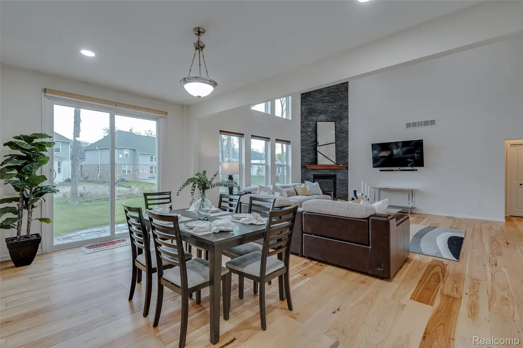 343 Amelia Circle South Lyon City MI 48178